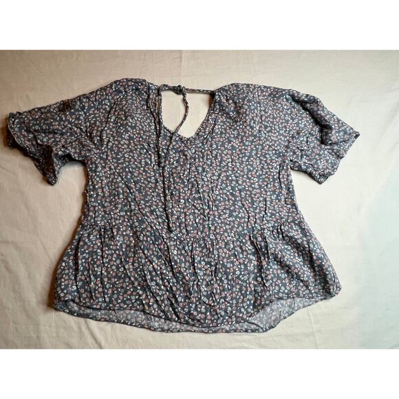 Urban Romantics Shirt Womens Medium Grey Cropped Short Sleeve Polka Dots Y2K - Picture 6 of 7